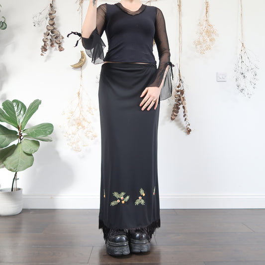 Black fringe skirt - size M/L