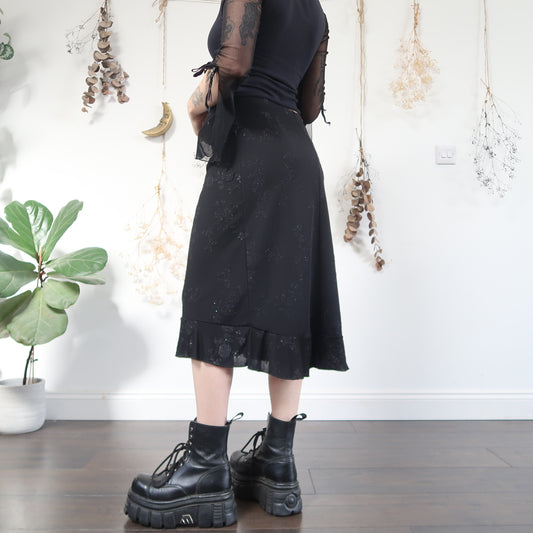 Black floral skirt - size L/XL