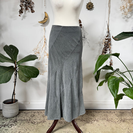 Corduroy skirt - size M