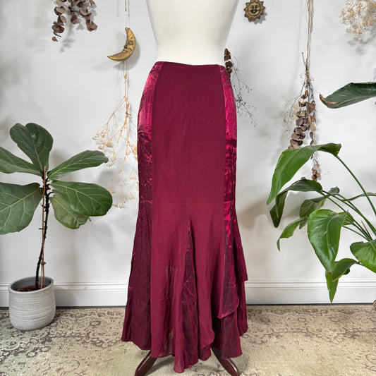 Berry maxi skirt - size M