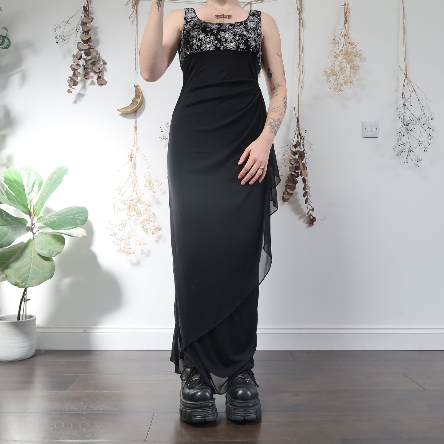 Black dress - size M