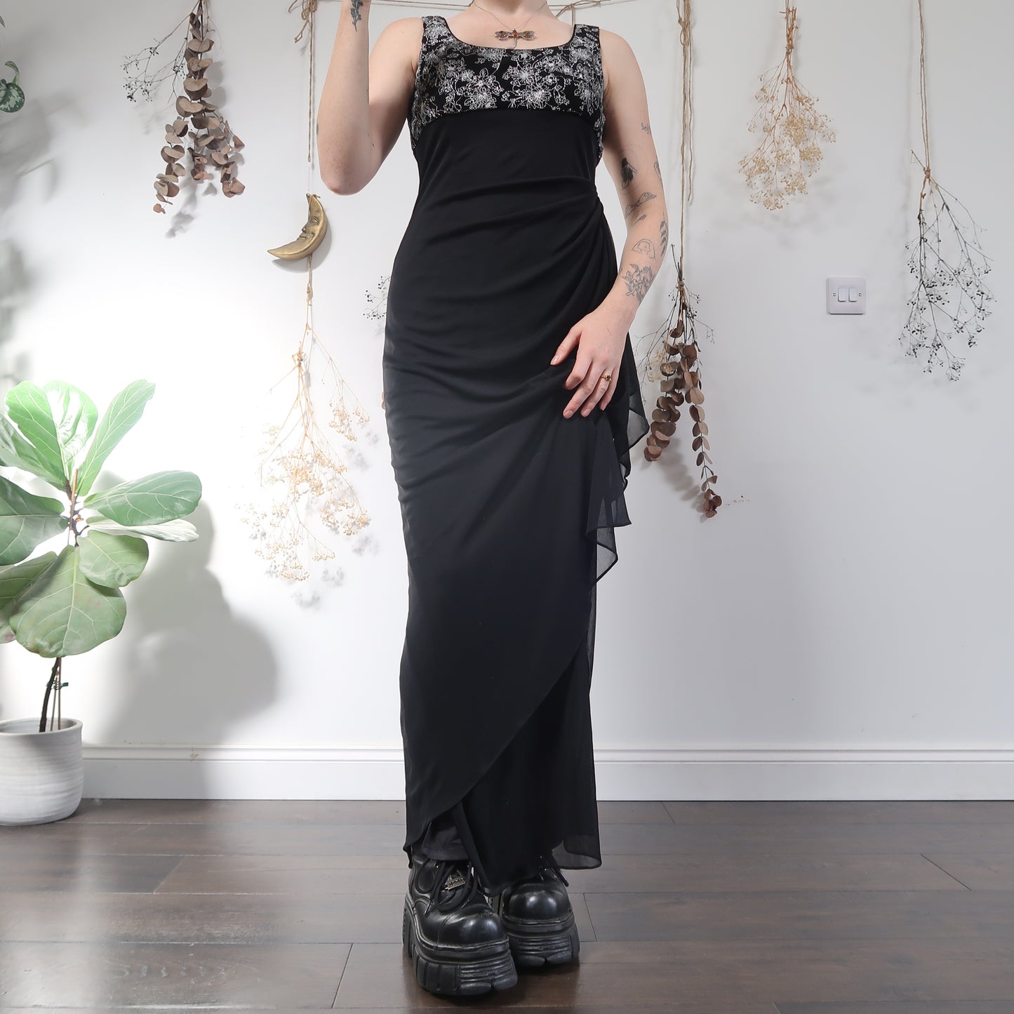 Black dress - size M