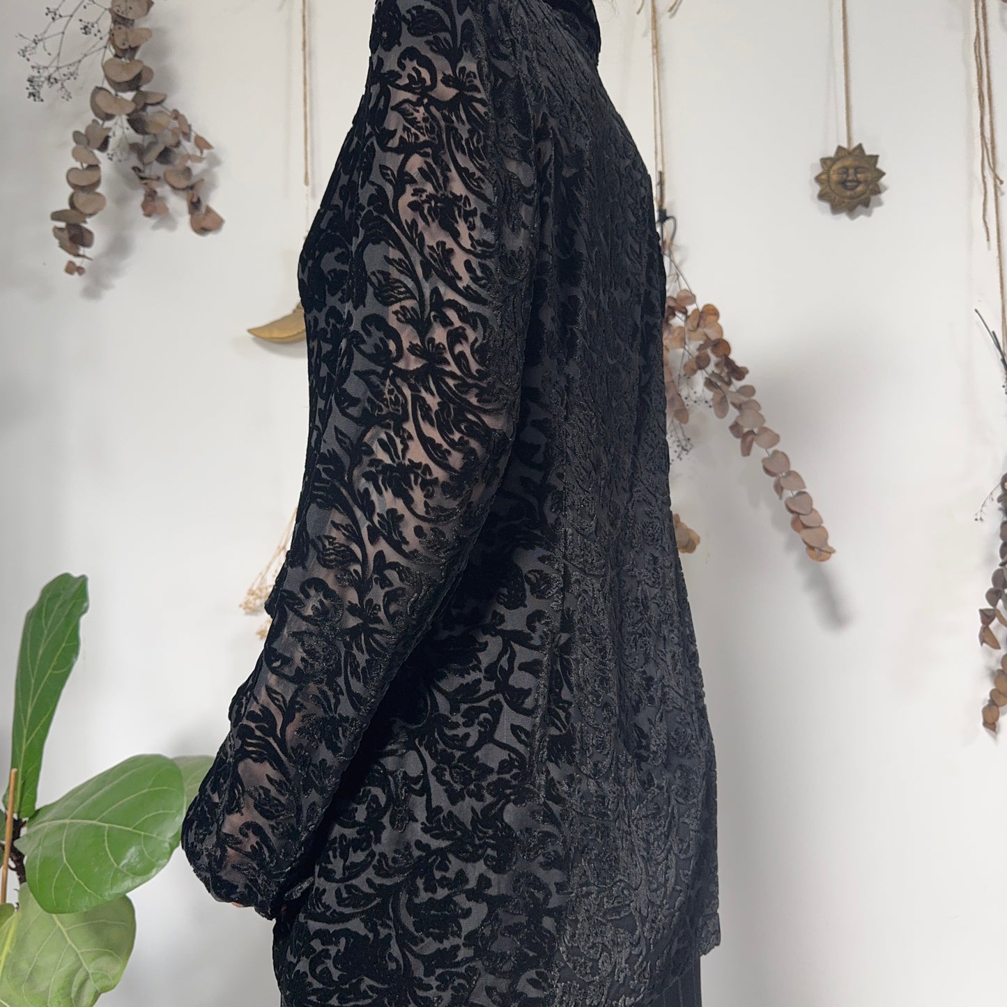 Black velvet jacket - size M/L