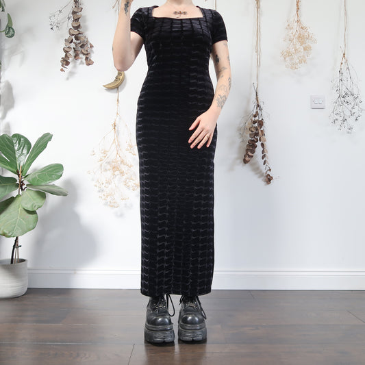 Black velvet dress - size M
