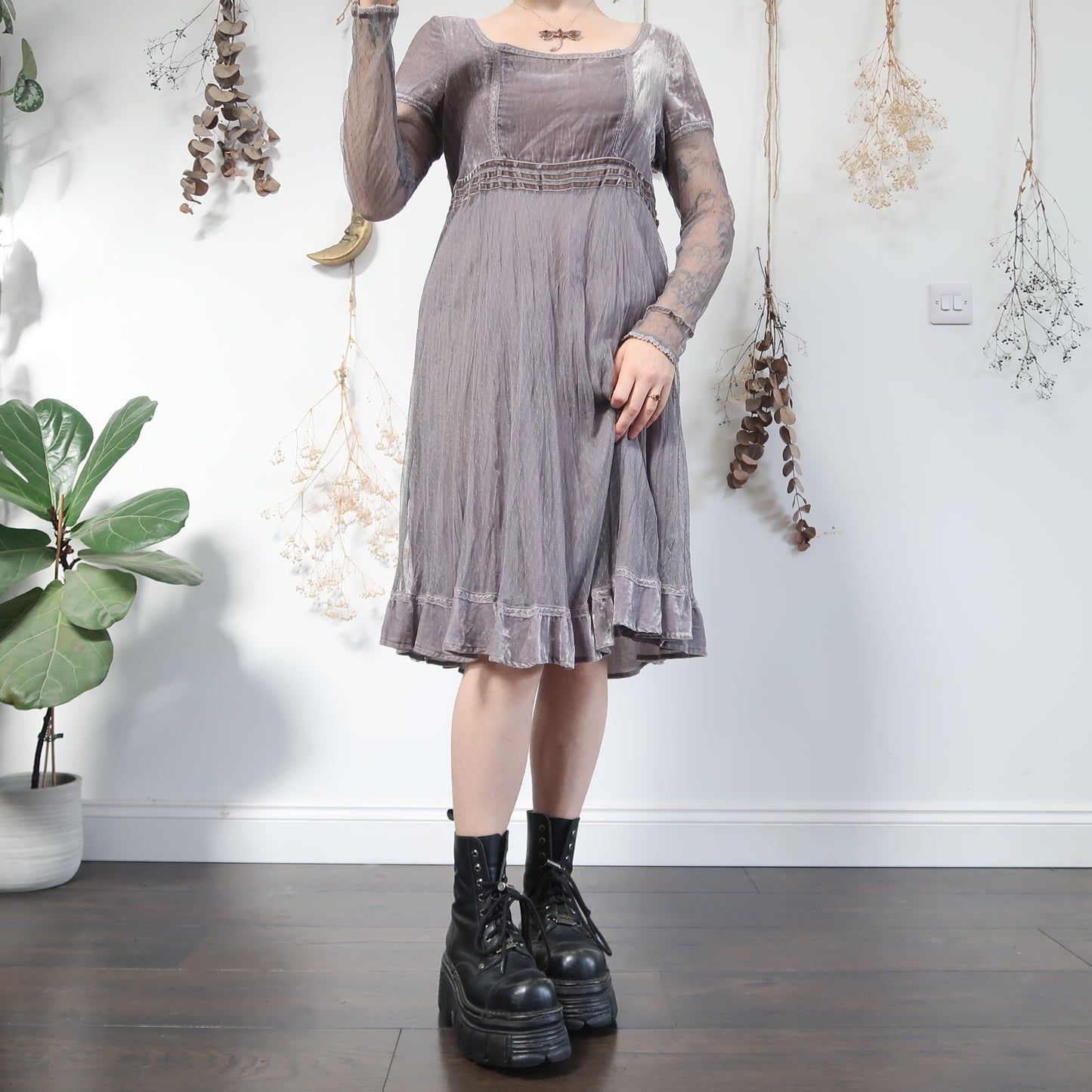 Velvet and mesh dress - size M