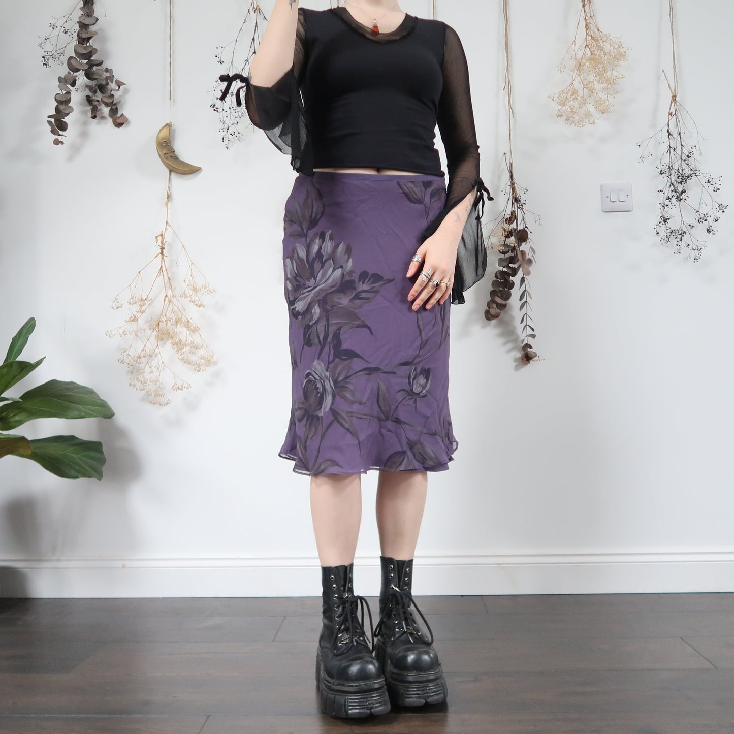Purple floral skirt - size M