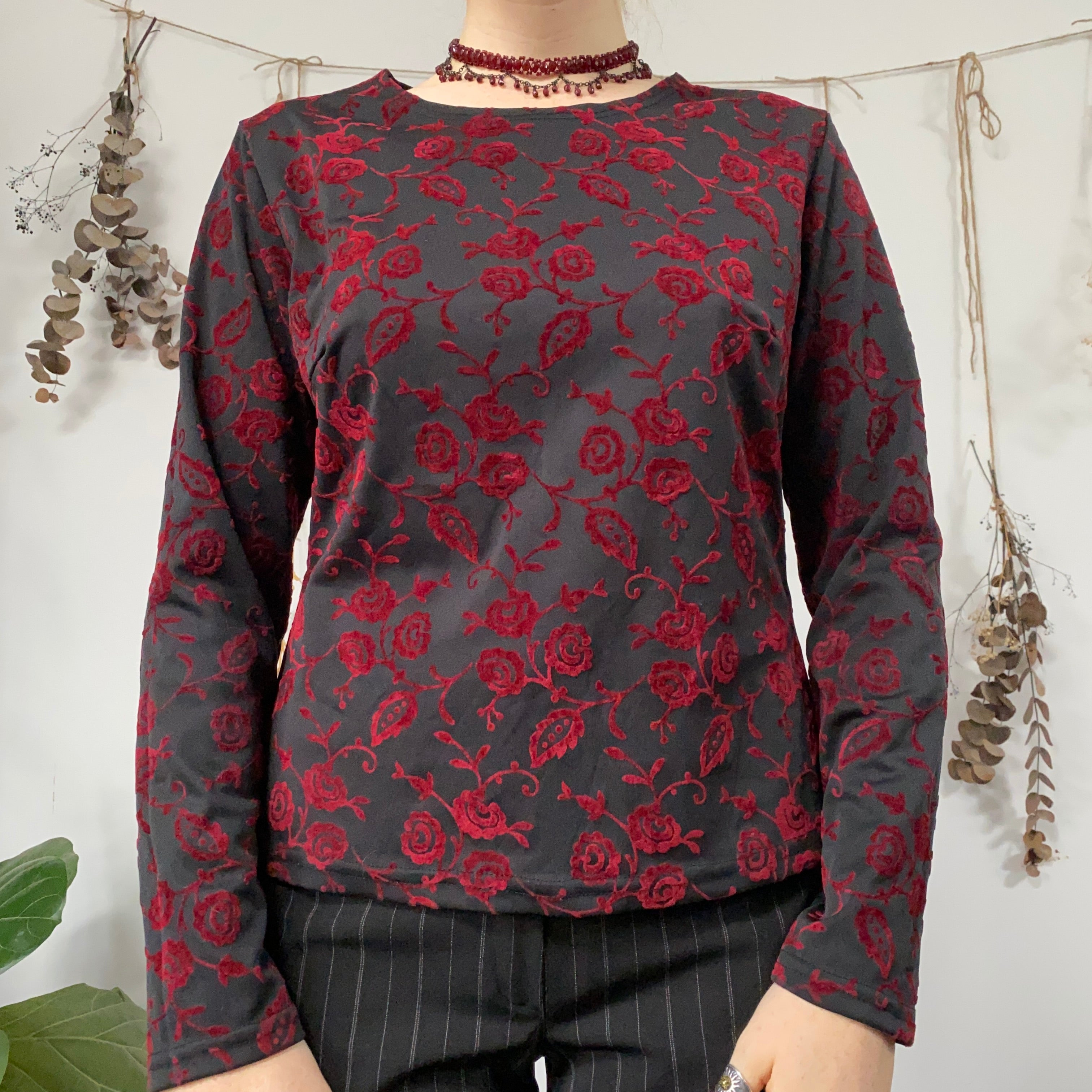 Velvet embossed top - size L – Of Earth Vintage