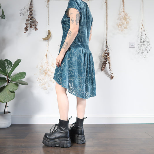 Blue velvet dress - size L