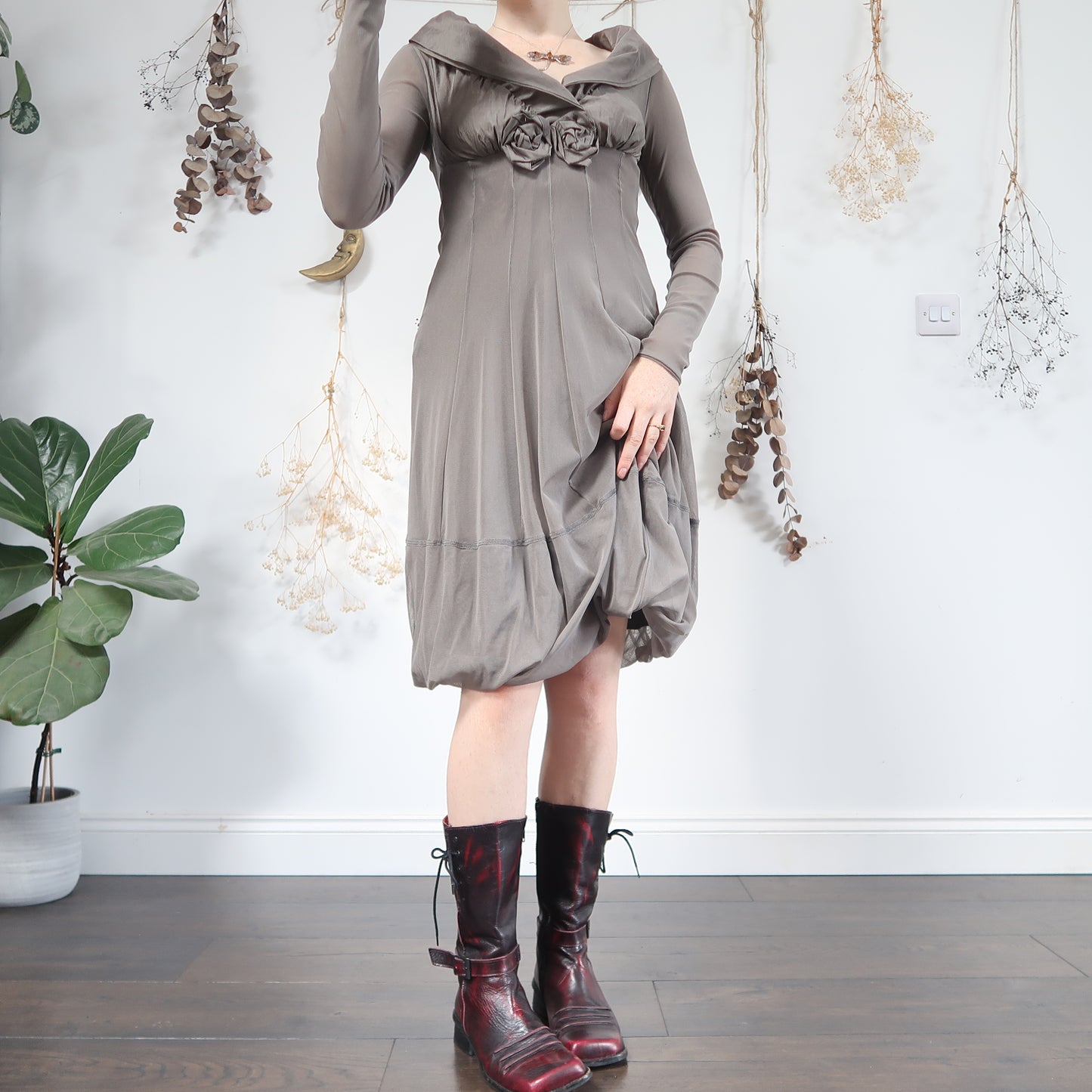 Taupe dress - size S