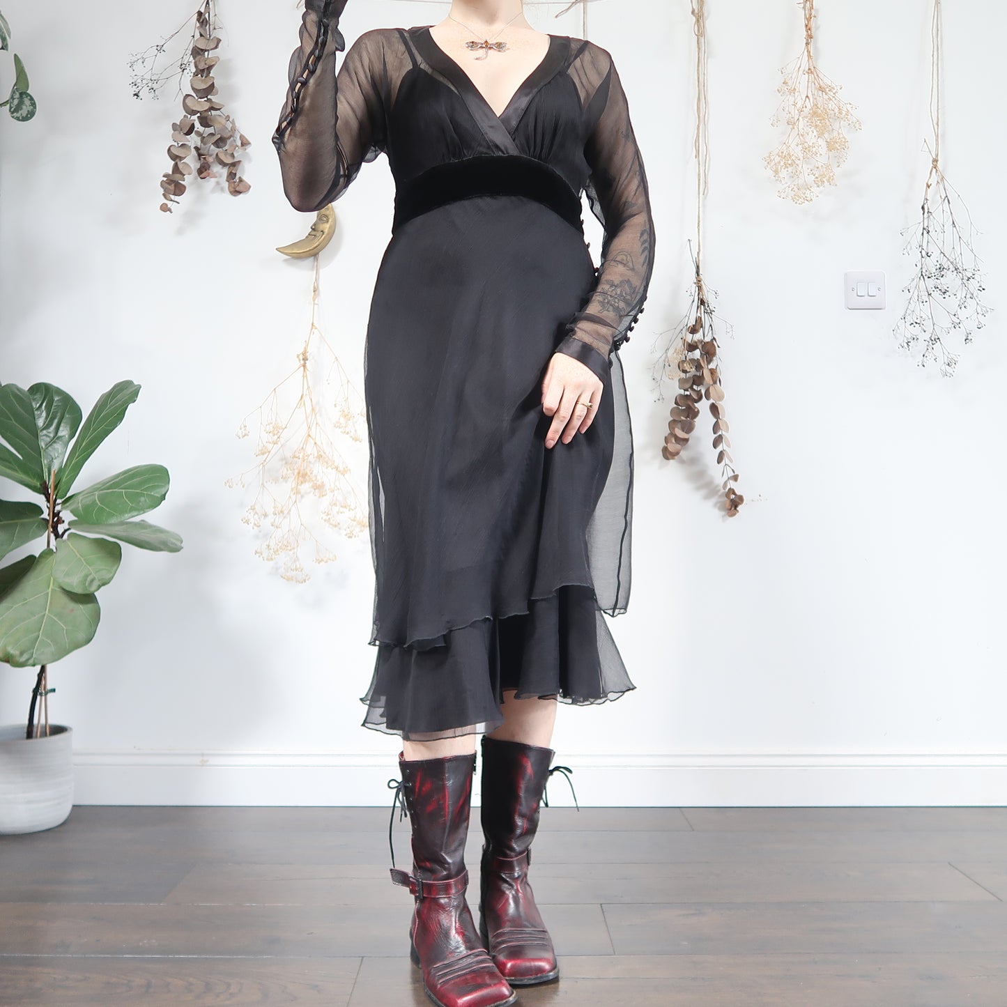 Black long sleeve dress - size S/M