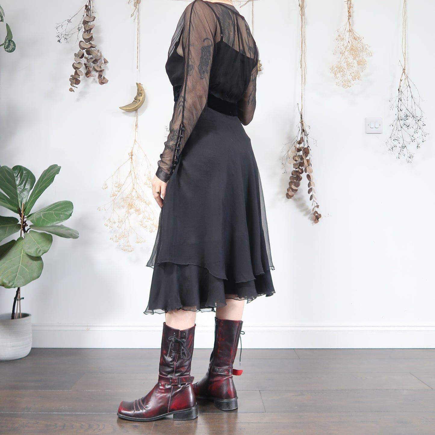 Black long sleeve dress - size S/M