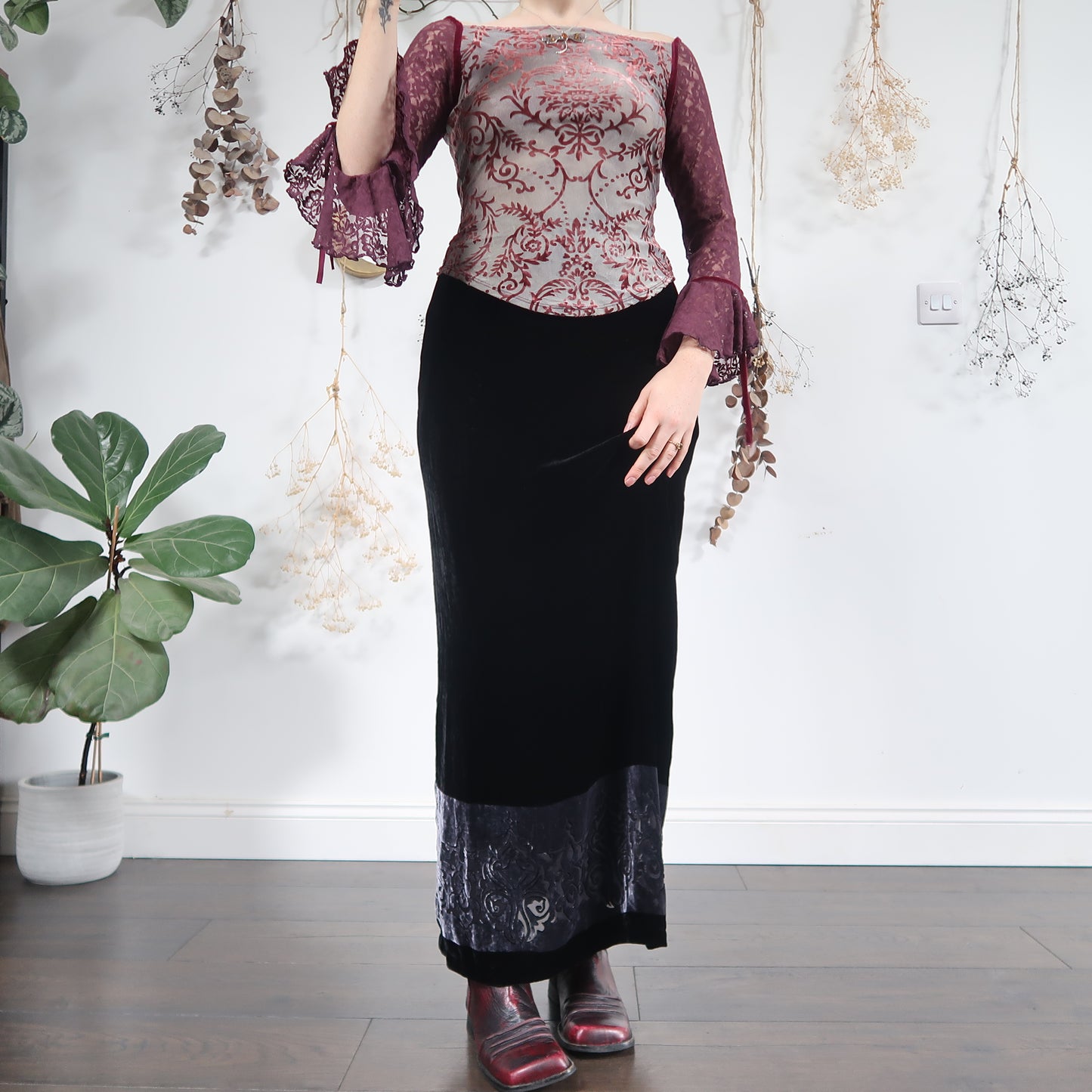 Velvet maxi skirt - size S