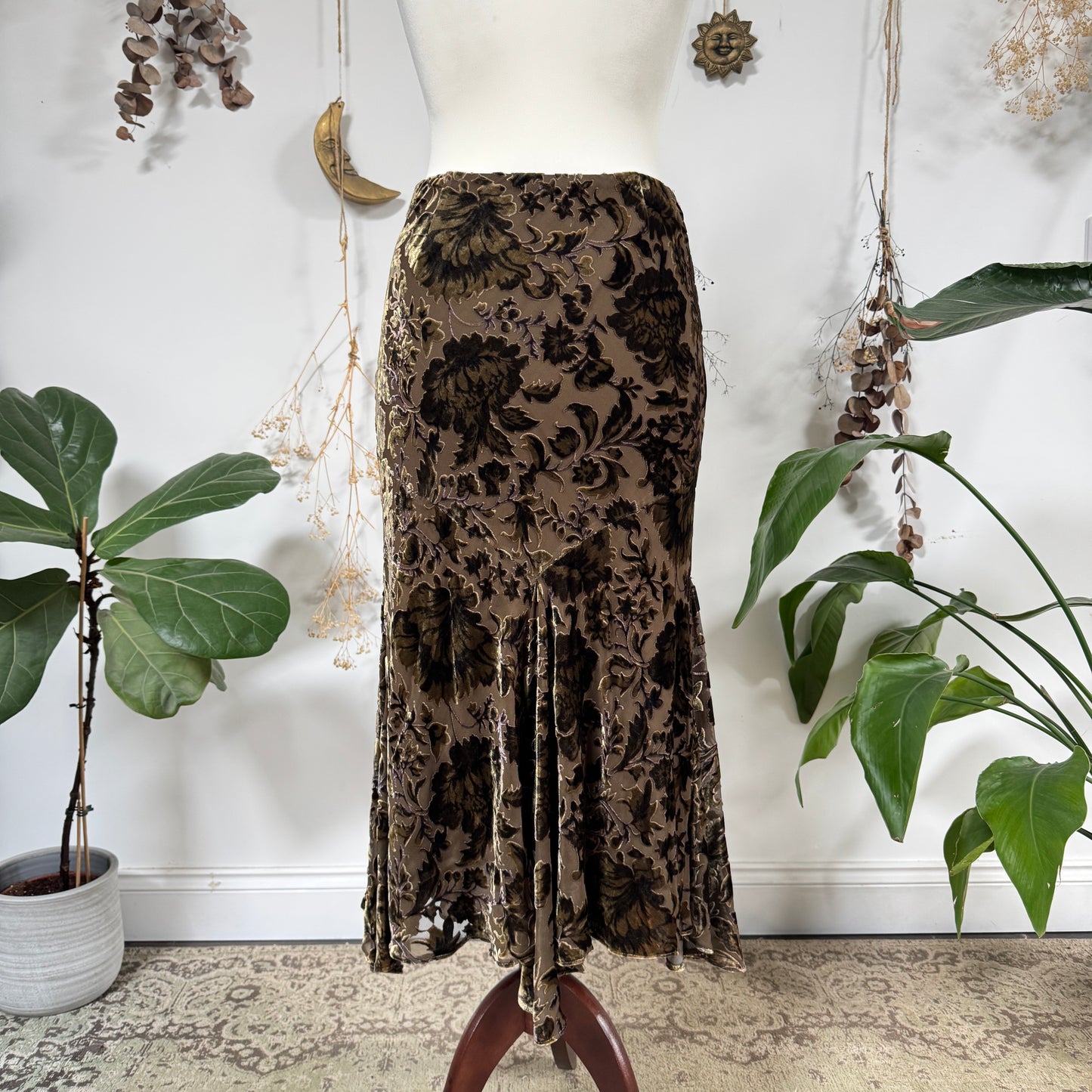 Velvet embossed skirt - size M