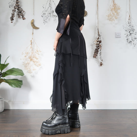 Black mesh skirt - size M