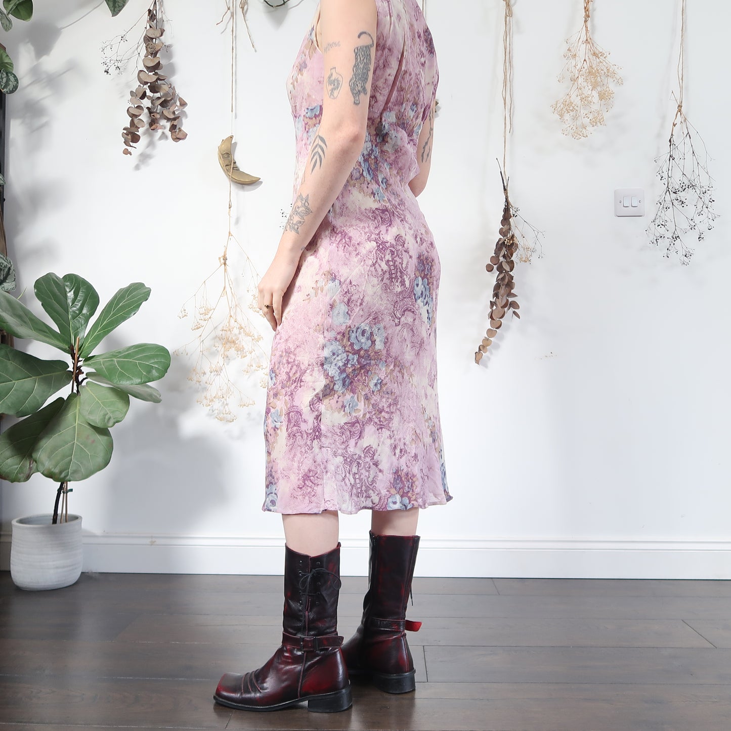 Lilac floral dress - size M