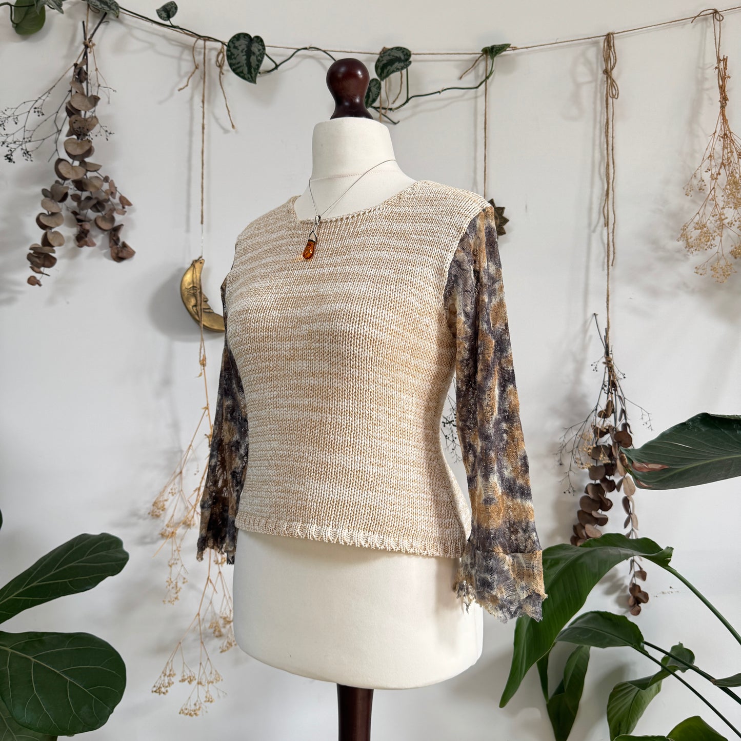 Knit mesh top - size M