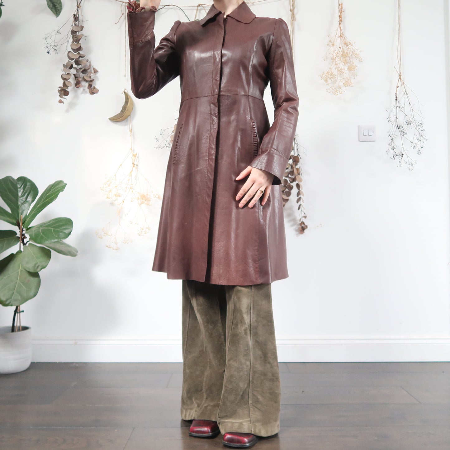 Brown leather jacket - size M