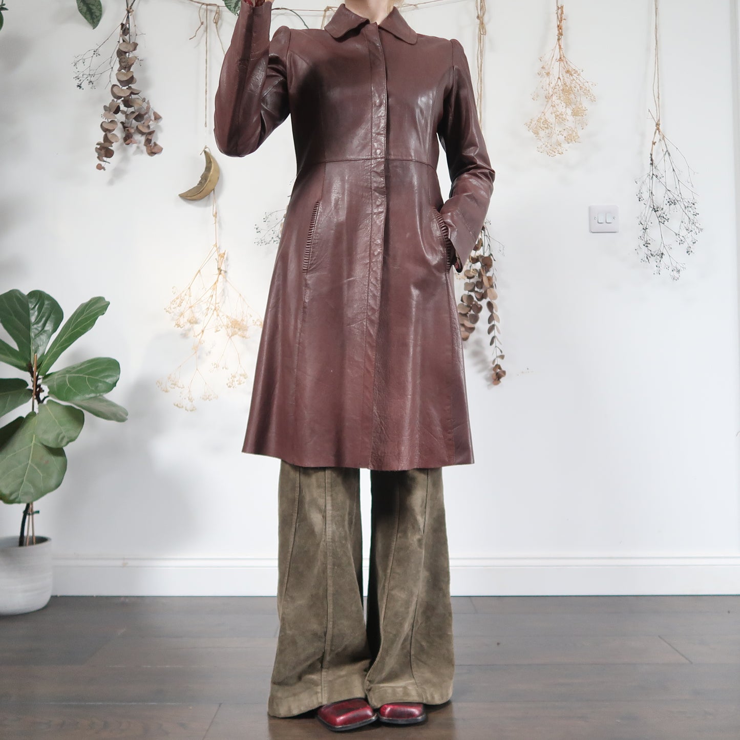 Brown leather jacket - size M