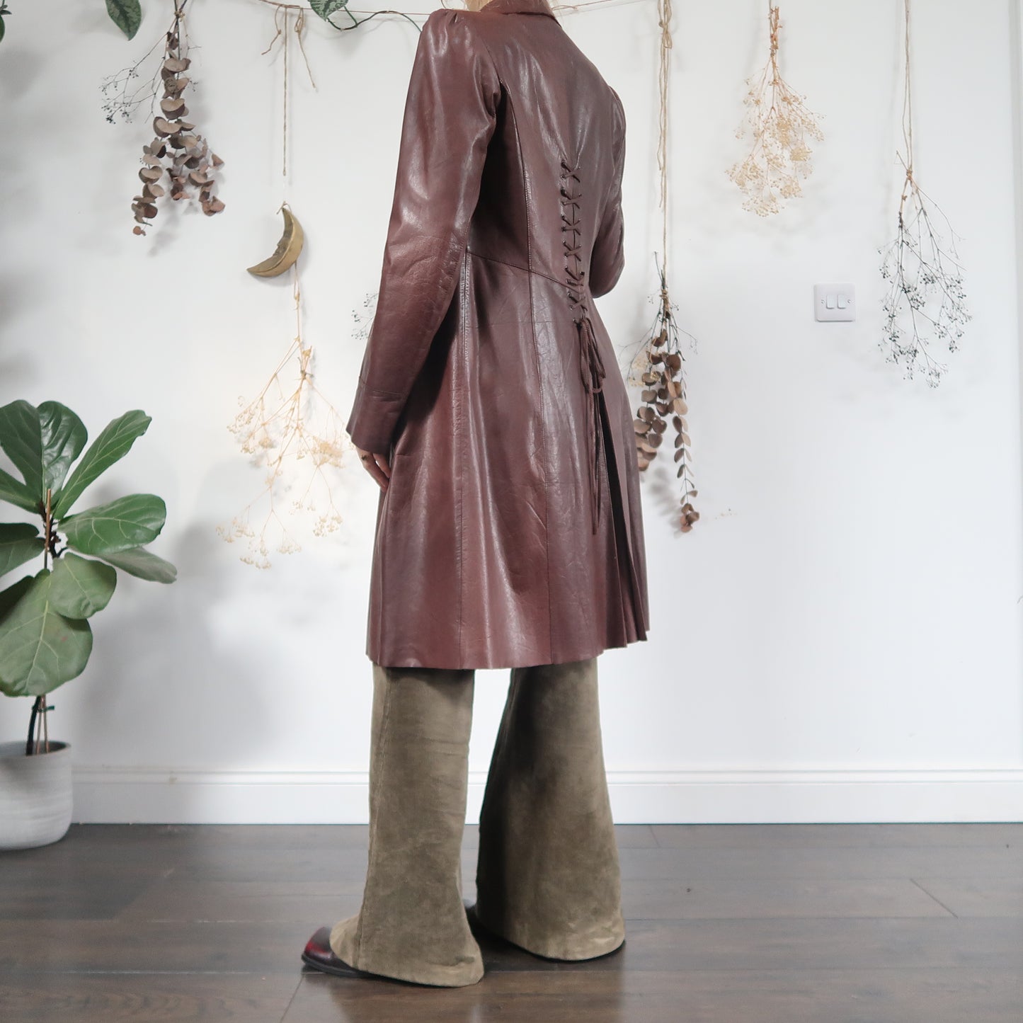 Brown leather jacket - size M