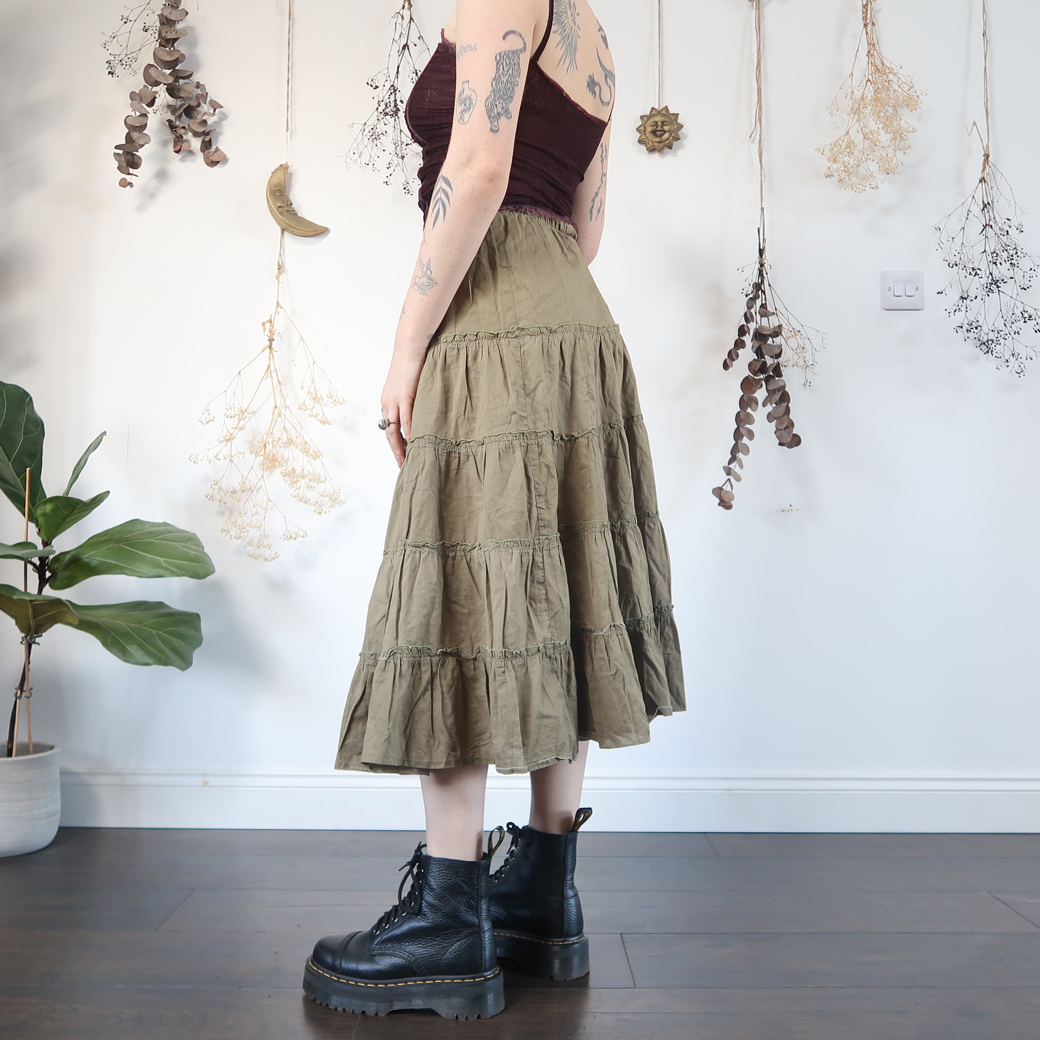 Khaki tiered skirt - size XS/S – ofearthvintage