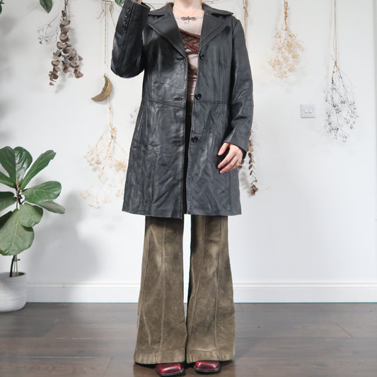 Black leather jacket - size M/L