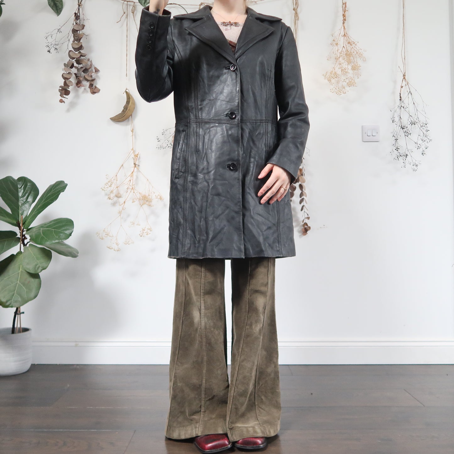 Black leather jacket - size M/L