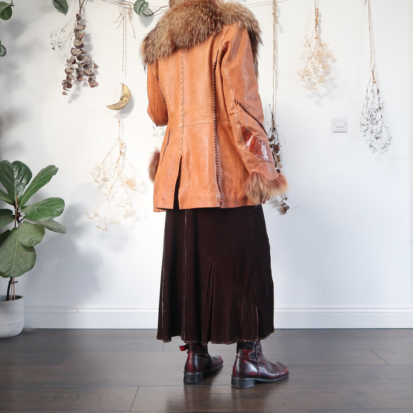 Fur trim coat - size M/L