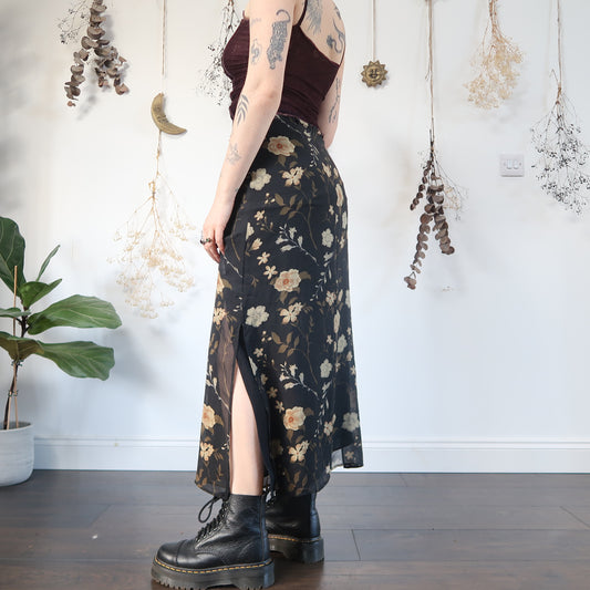 Floral skirt - size M