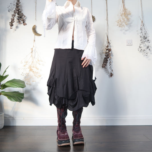 Black hitch skirt - size M/L