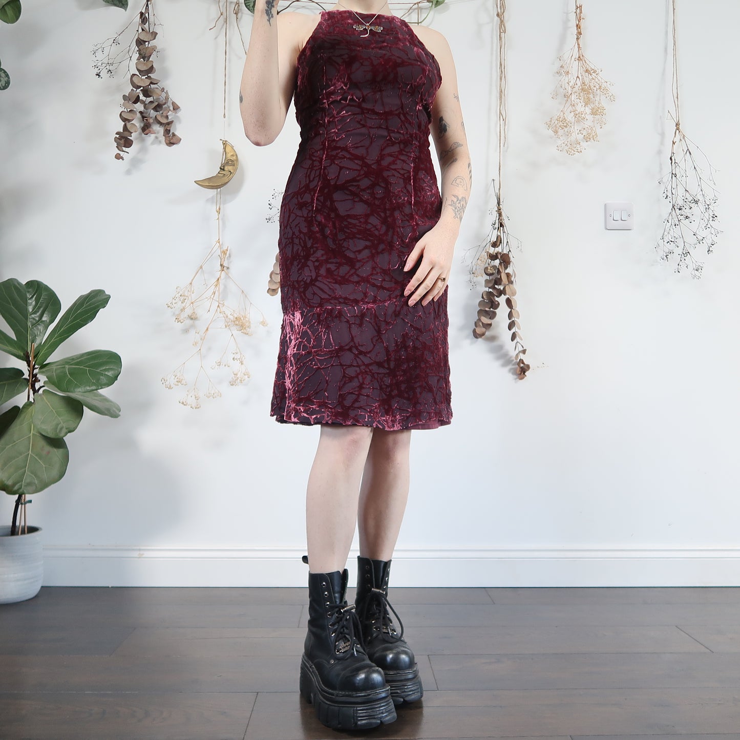 Purple velvet dress - size M