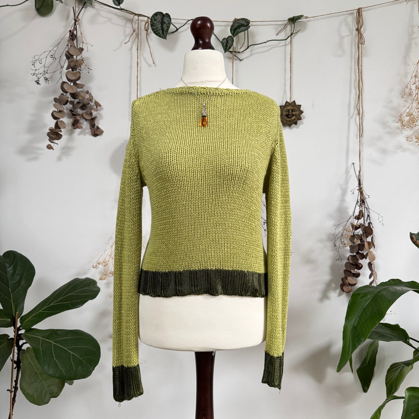 Green knit top - size M