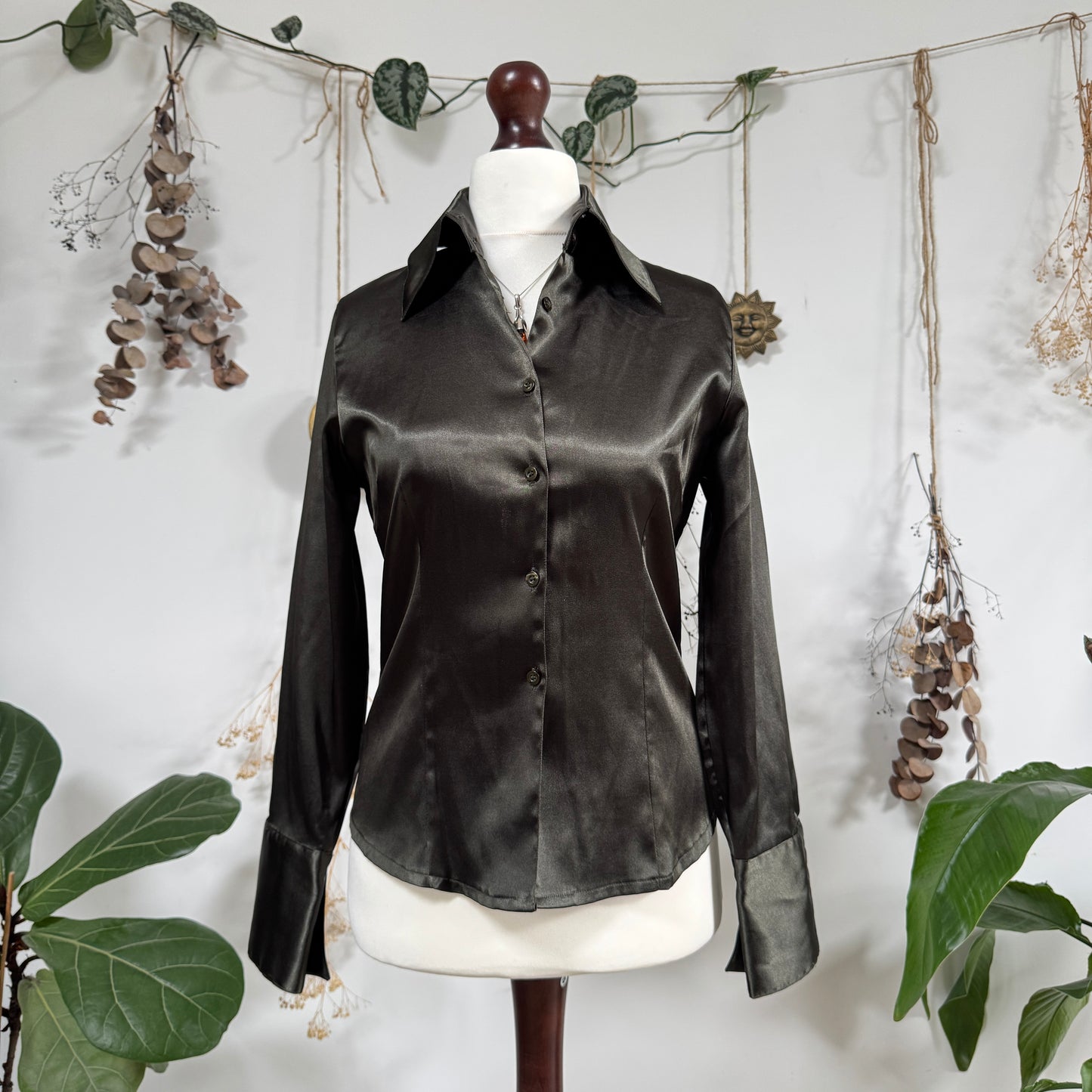 Dark olive shirt - size M