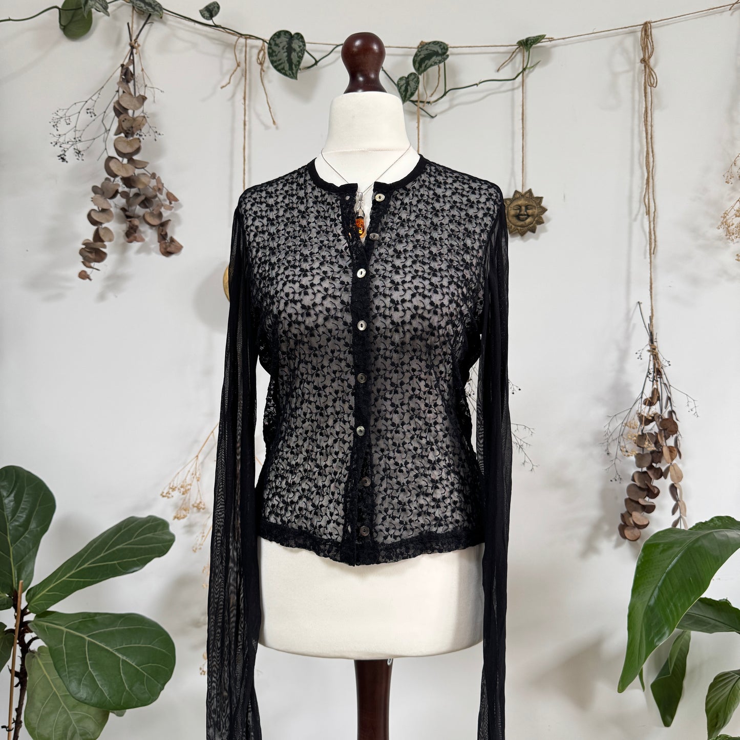 Black mesh top - size M