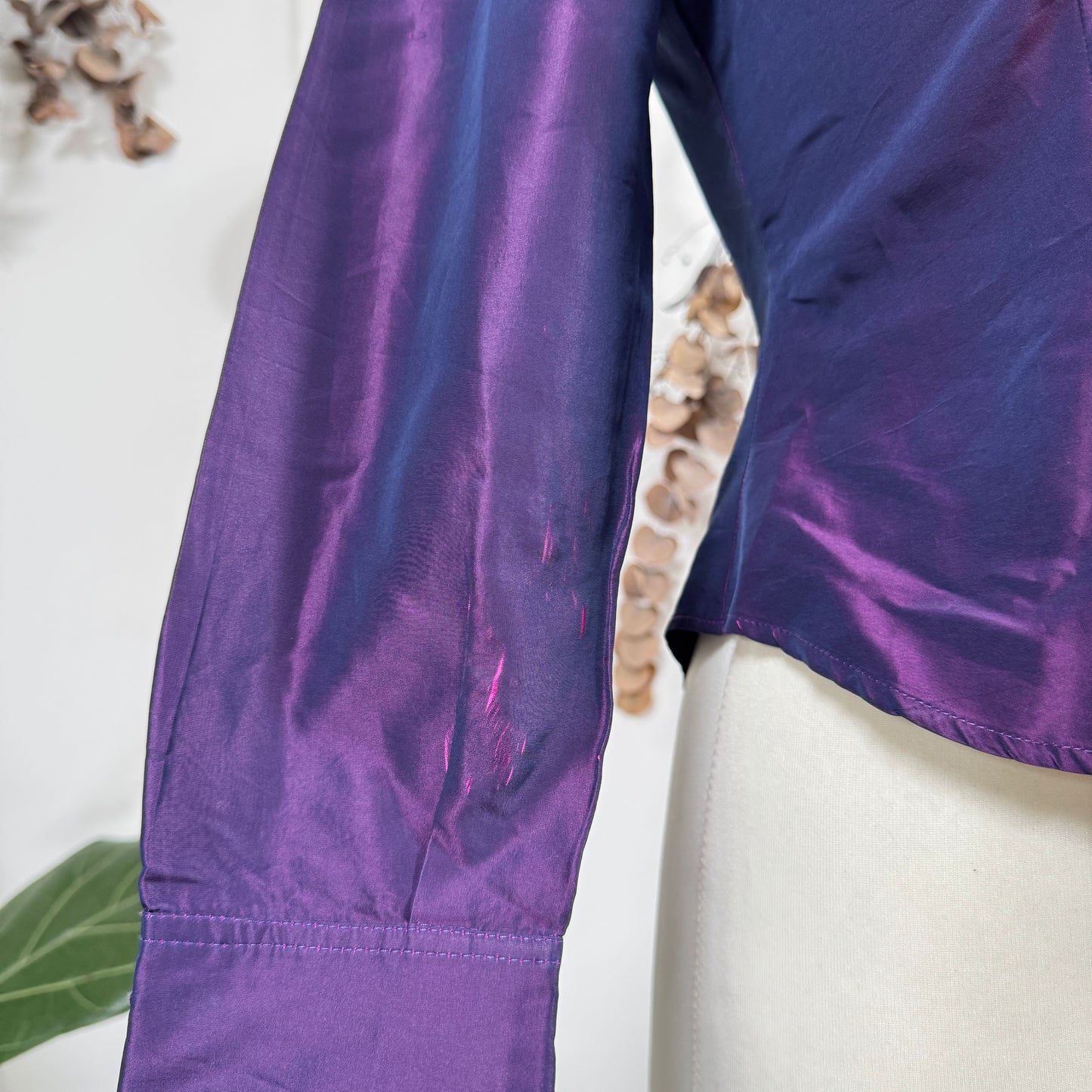 Two tone shirt - size M