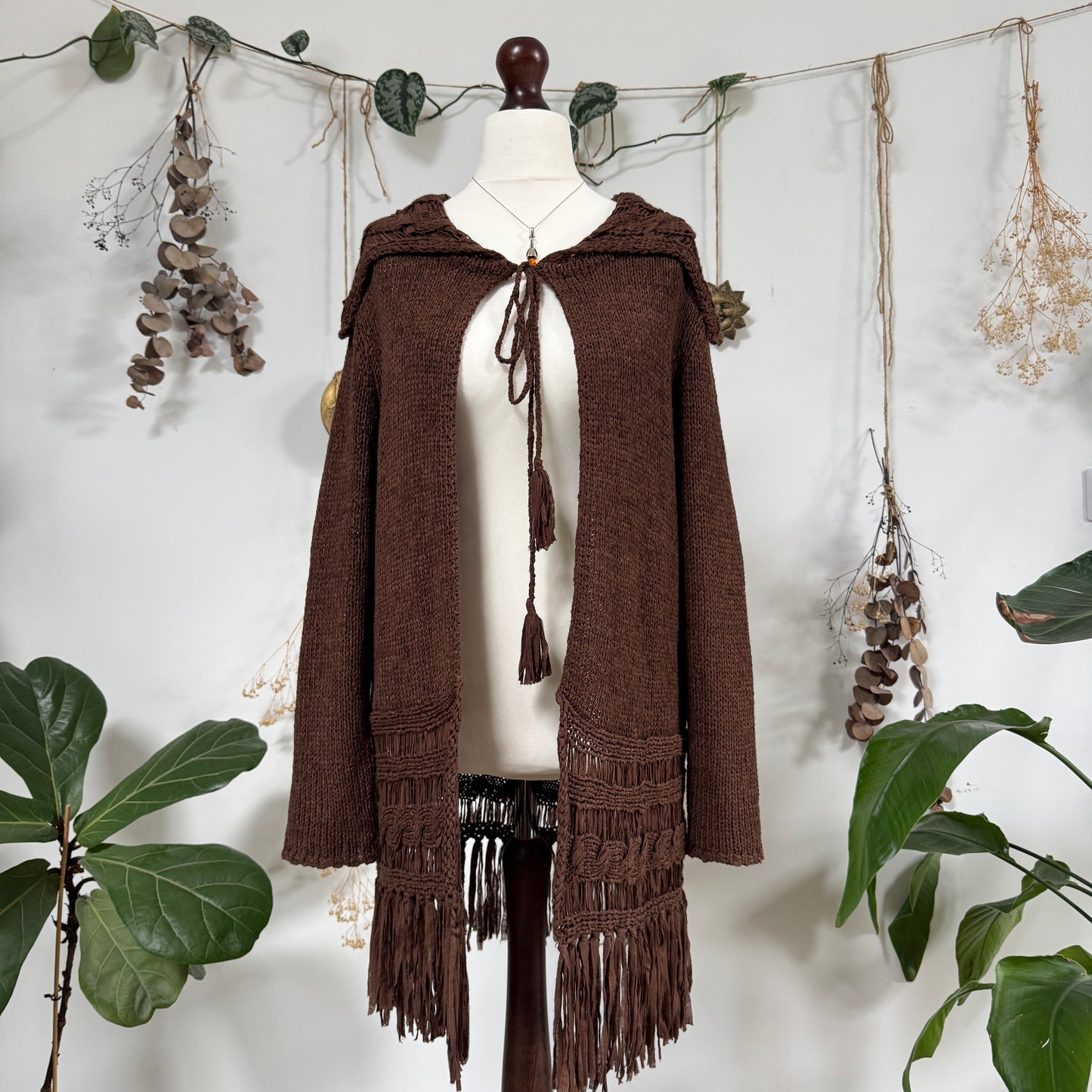 Brown knit cardigan - size L/XL