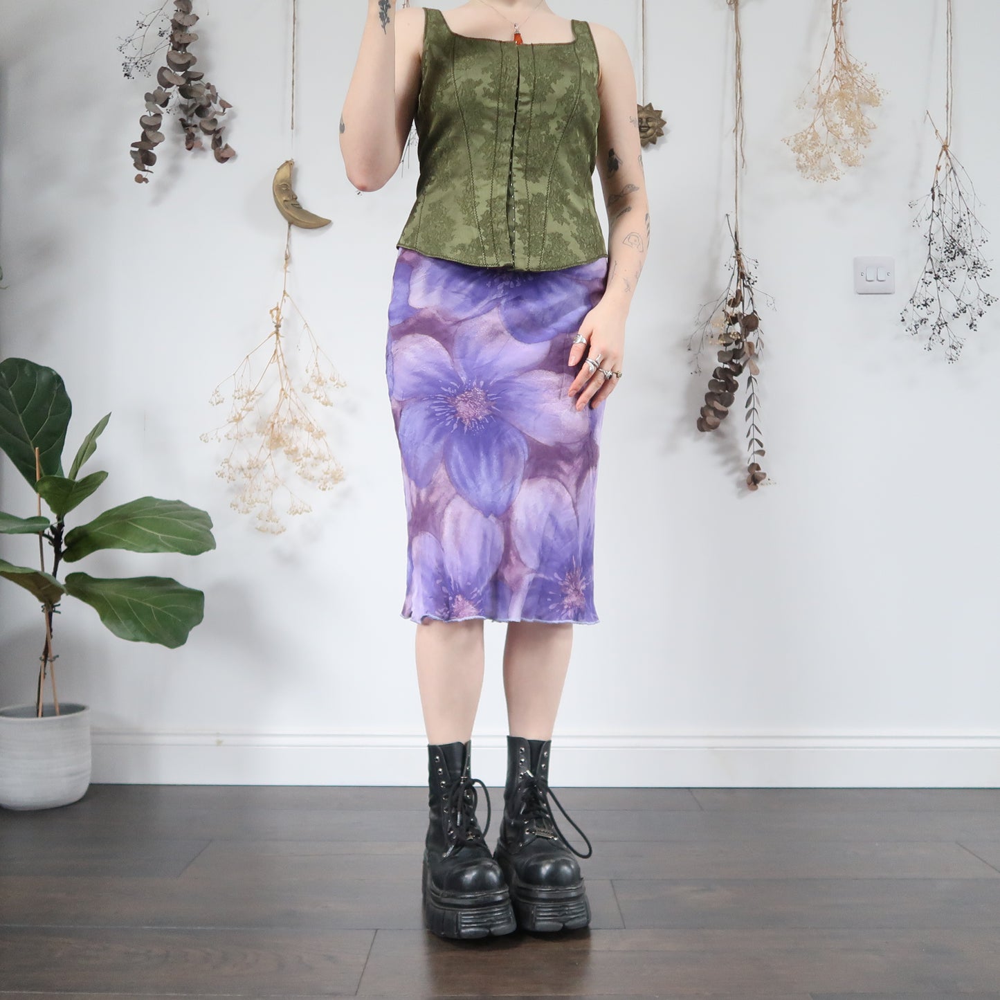 Purple floral skirt - size M