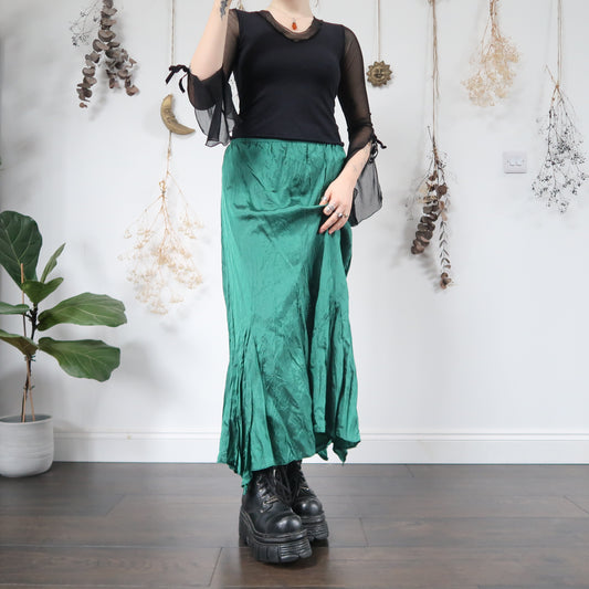 Green skirt - size M