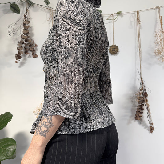 Ruffle blouse - size S