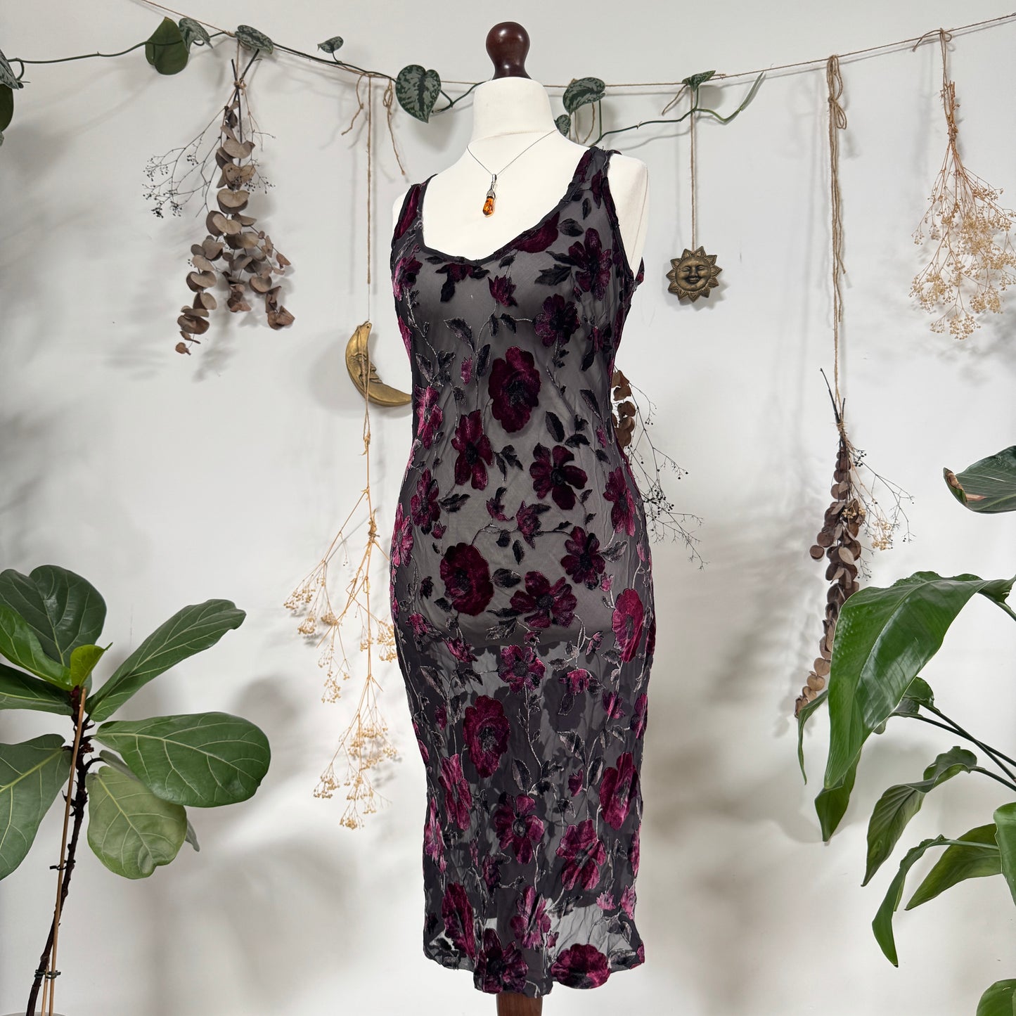 Sheer velvet dress - size M