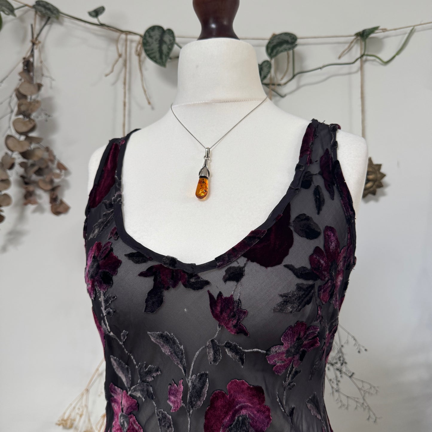 Sheer velvet dress - size M