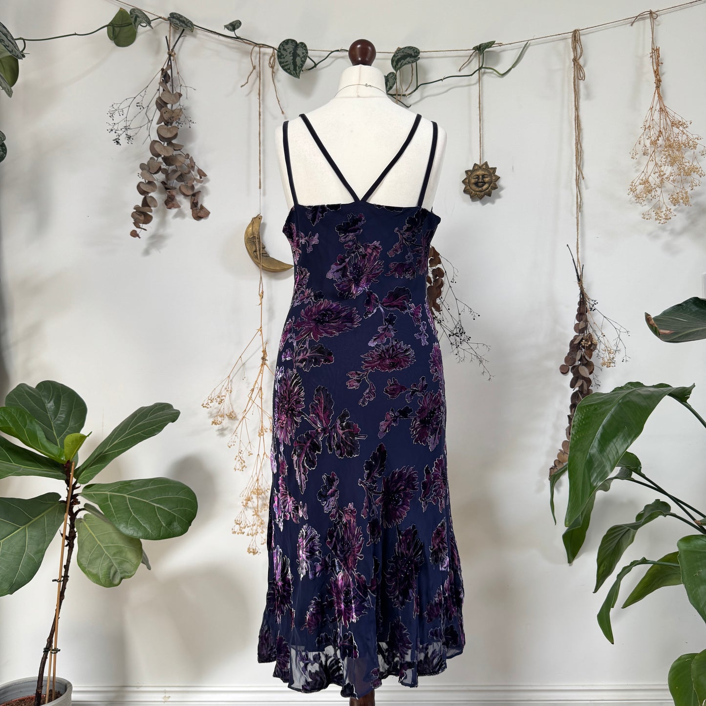 Purple floral velvet dress - size M/L