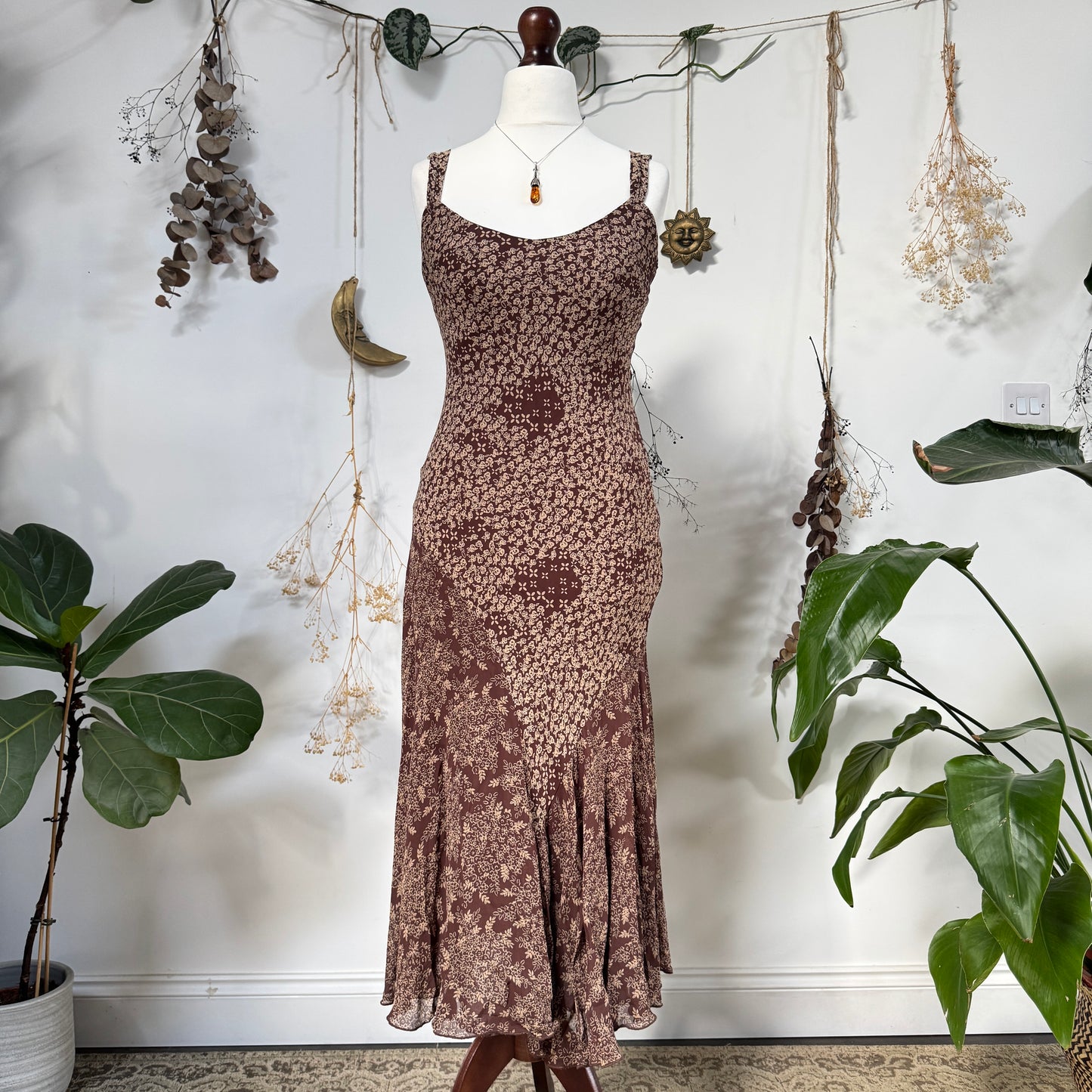 Brown floral dress - size S