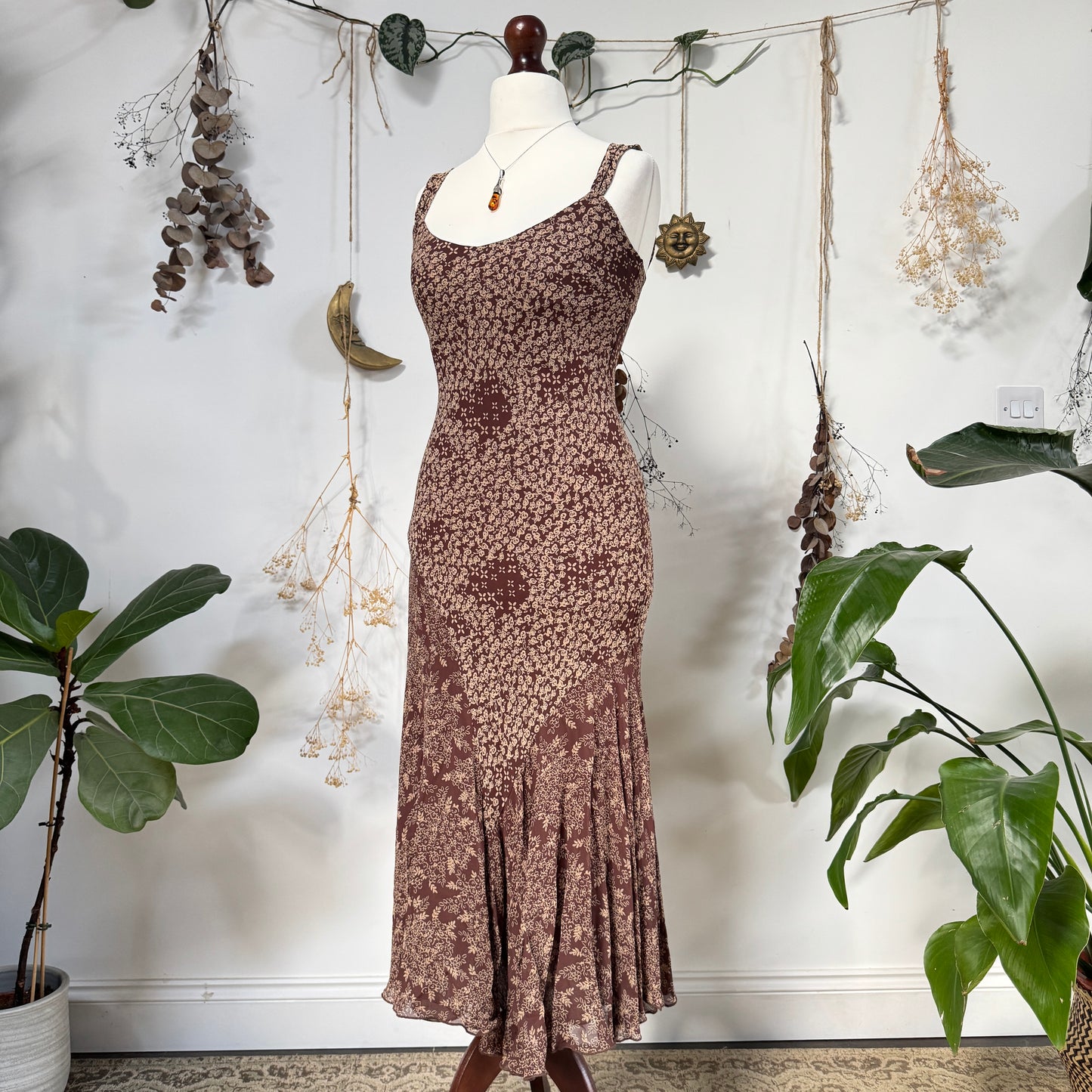 Brown floral dress - size S