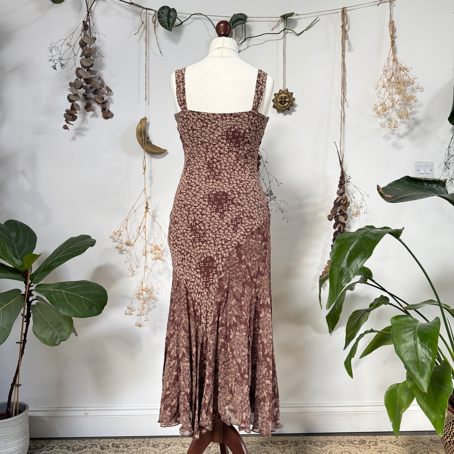 Brown floral dress - size S