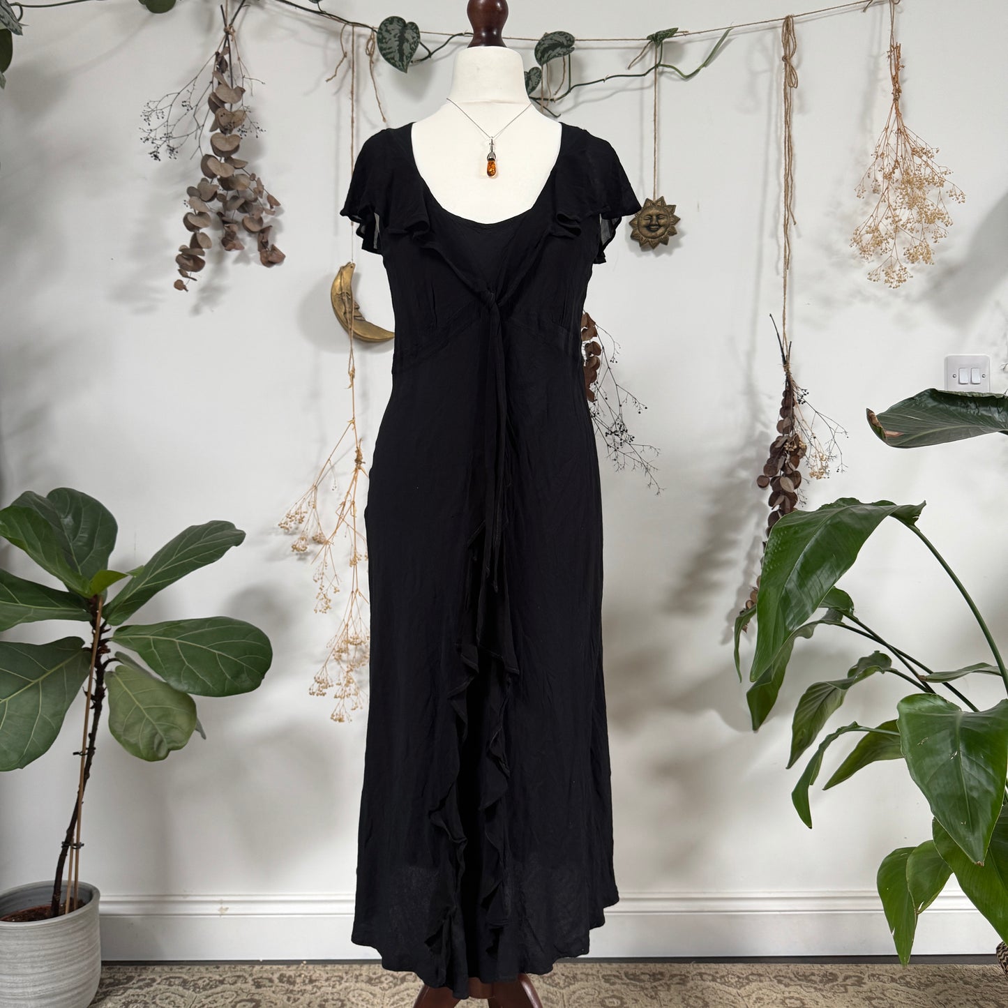 Black flowy dress - size M