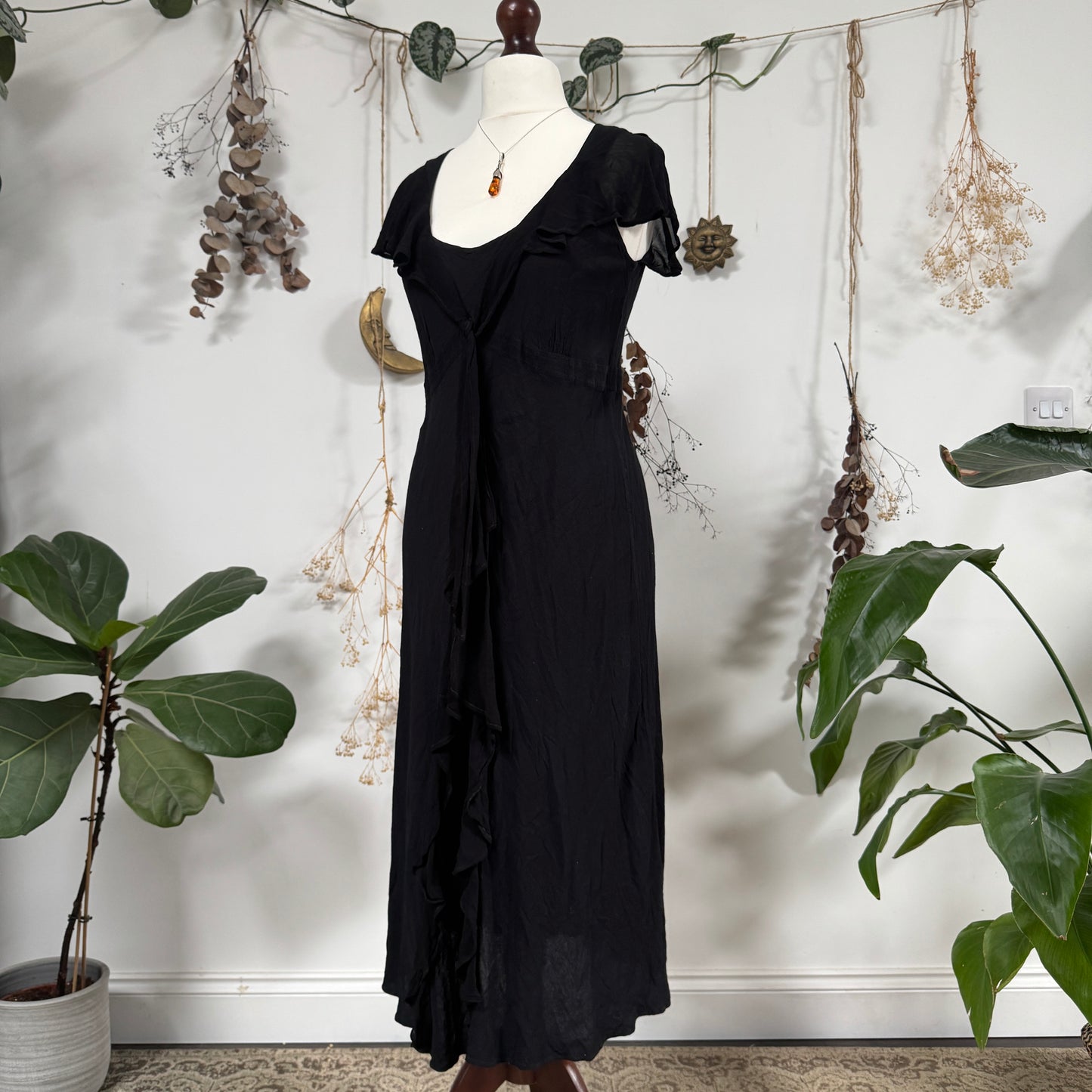 Black flowy dress - size M