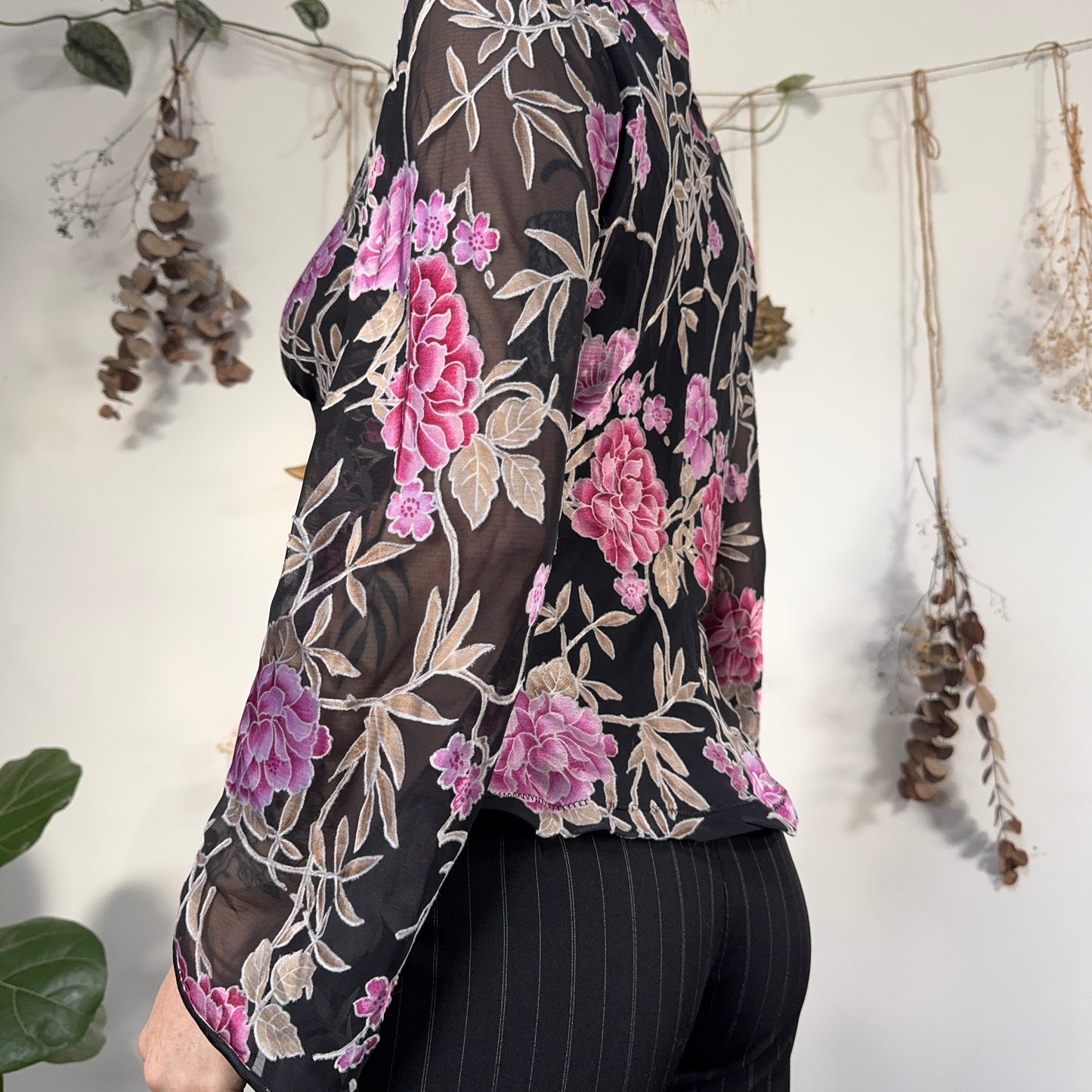 Floral blouse - size M