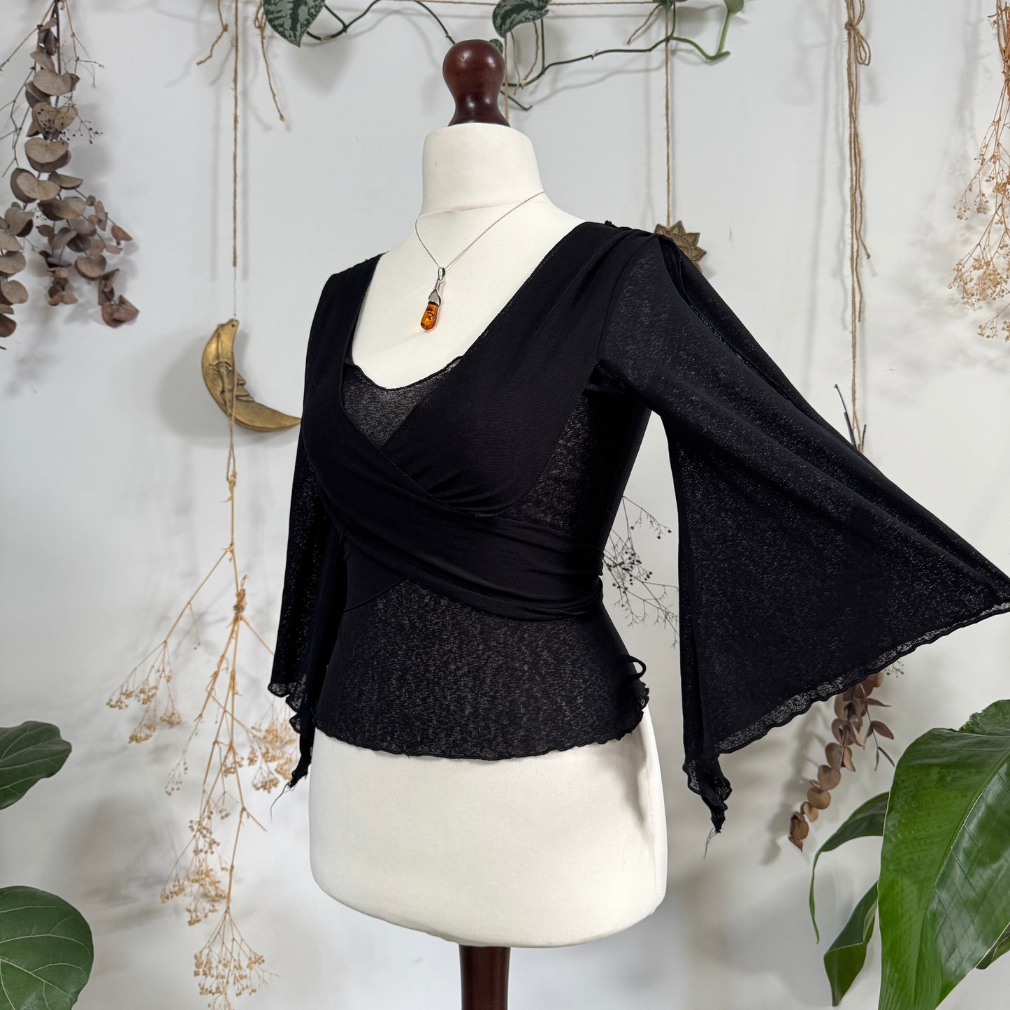 Black mesh top - size S/M