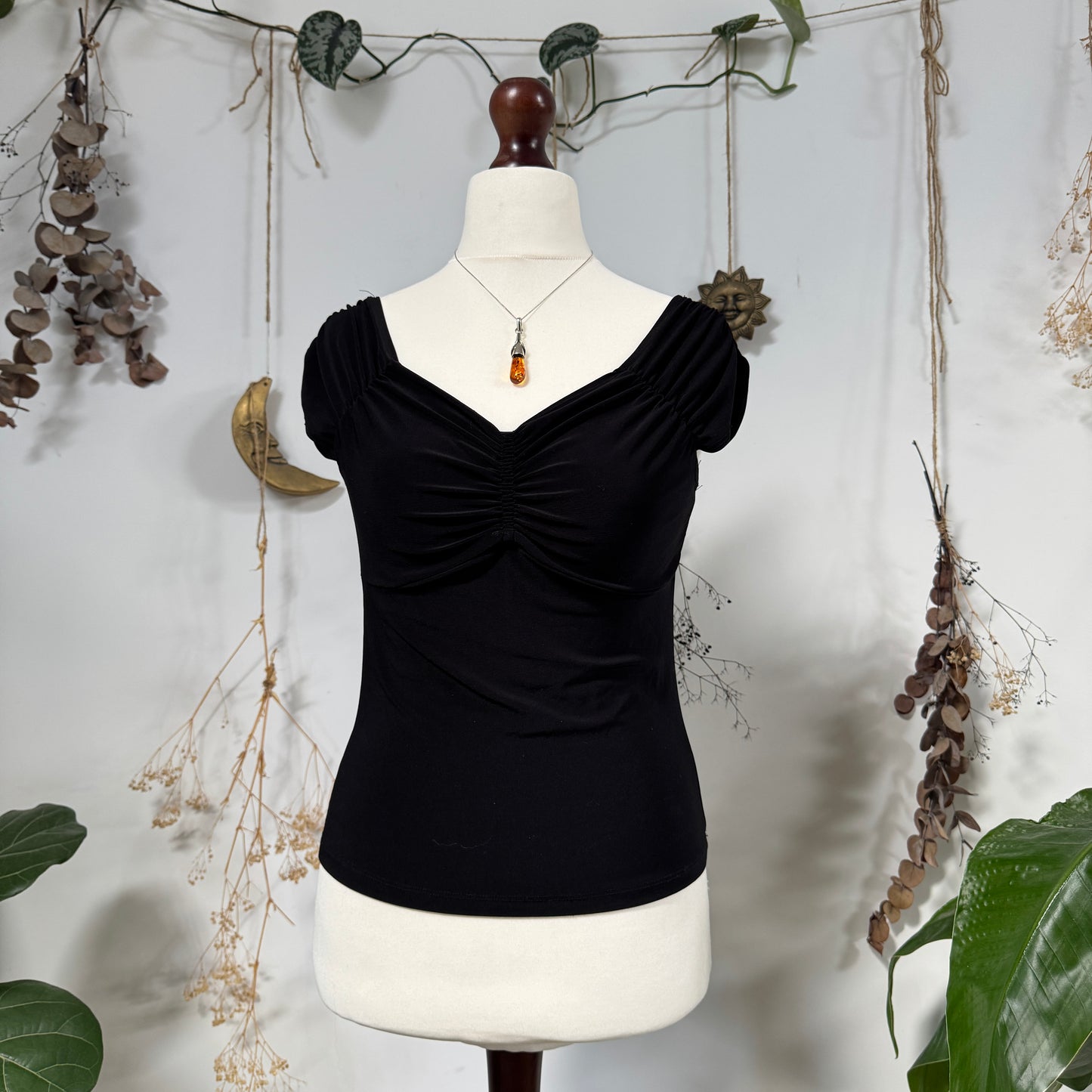 Black slinky top - size M