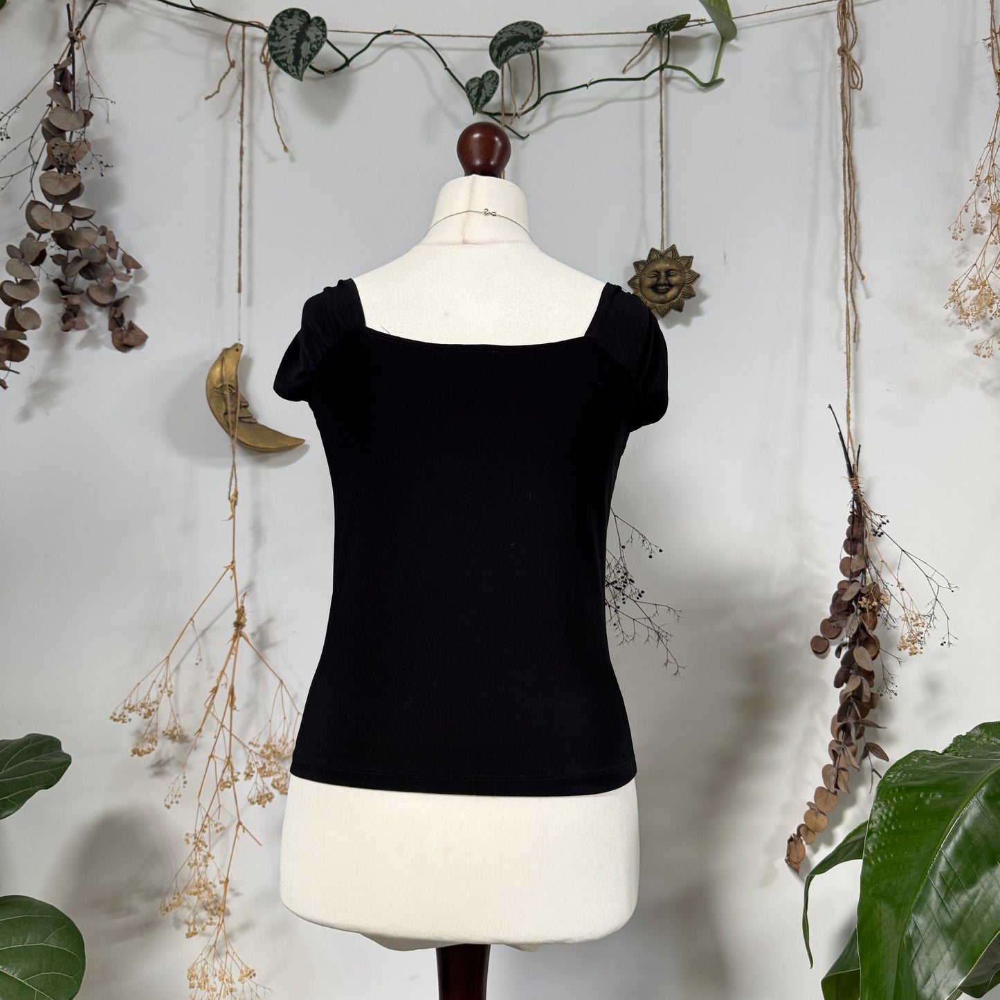 Black slinky top - size M